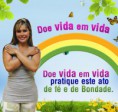 Gracy Kelly, a Mulher Maçã, apadrinha ‘Doe Vida em Vida’, projeto que ajuda crianças com câncer 